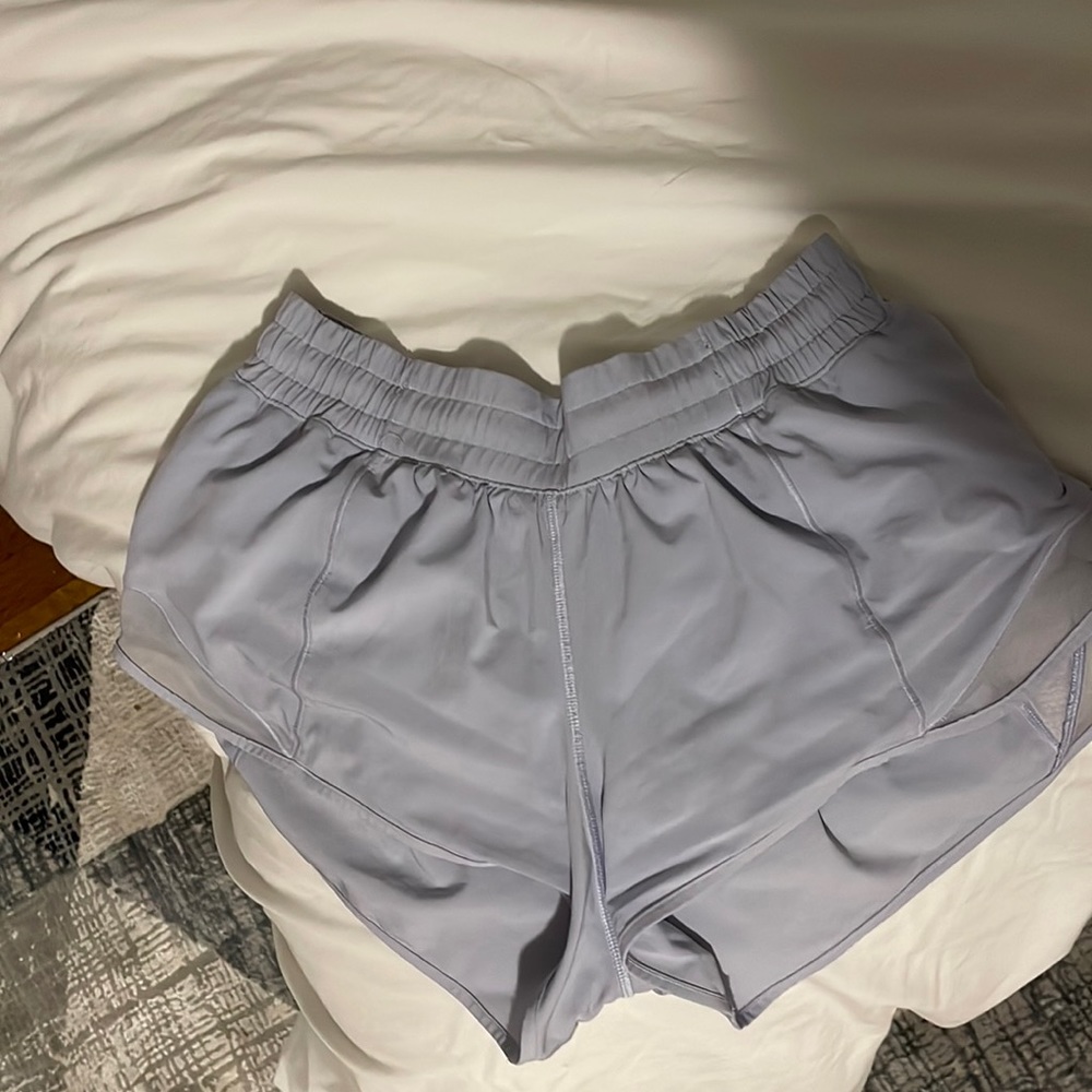 Blue linen lululemon 2.5 inseam hotty hot